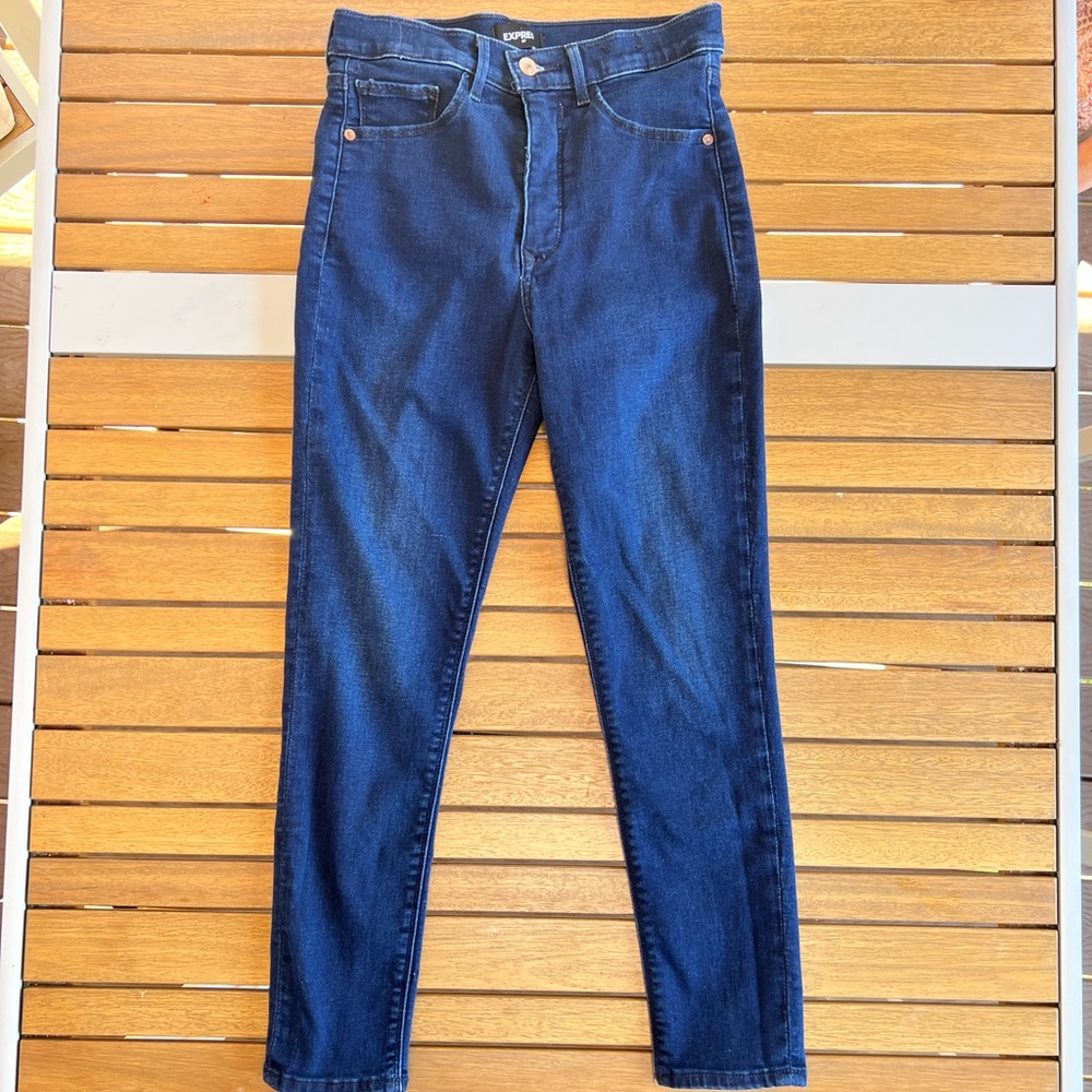 Woman’s Express Cropped Skinny High Rise Jeans